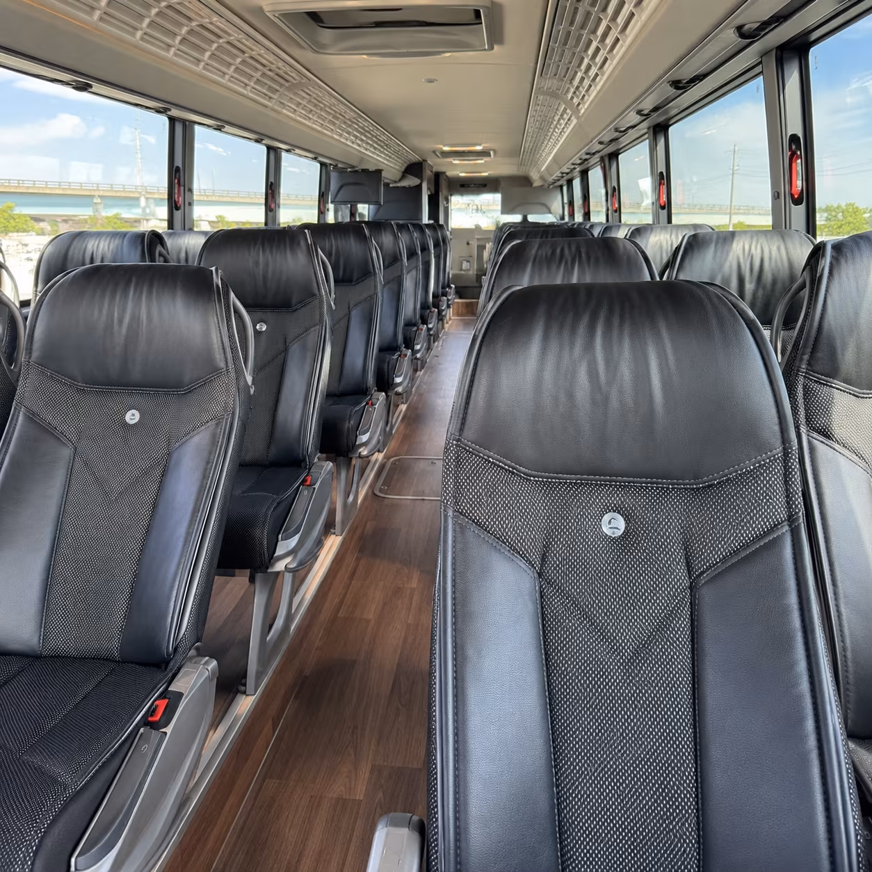 berkeley short and long term charter bus services for berkeley businesses