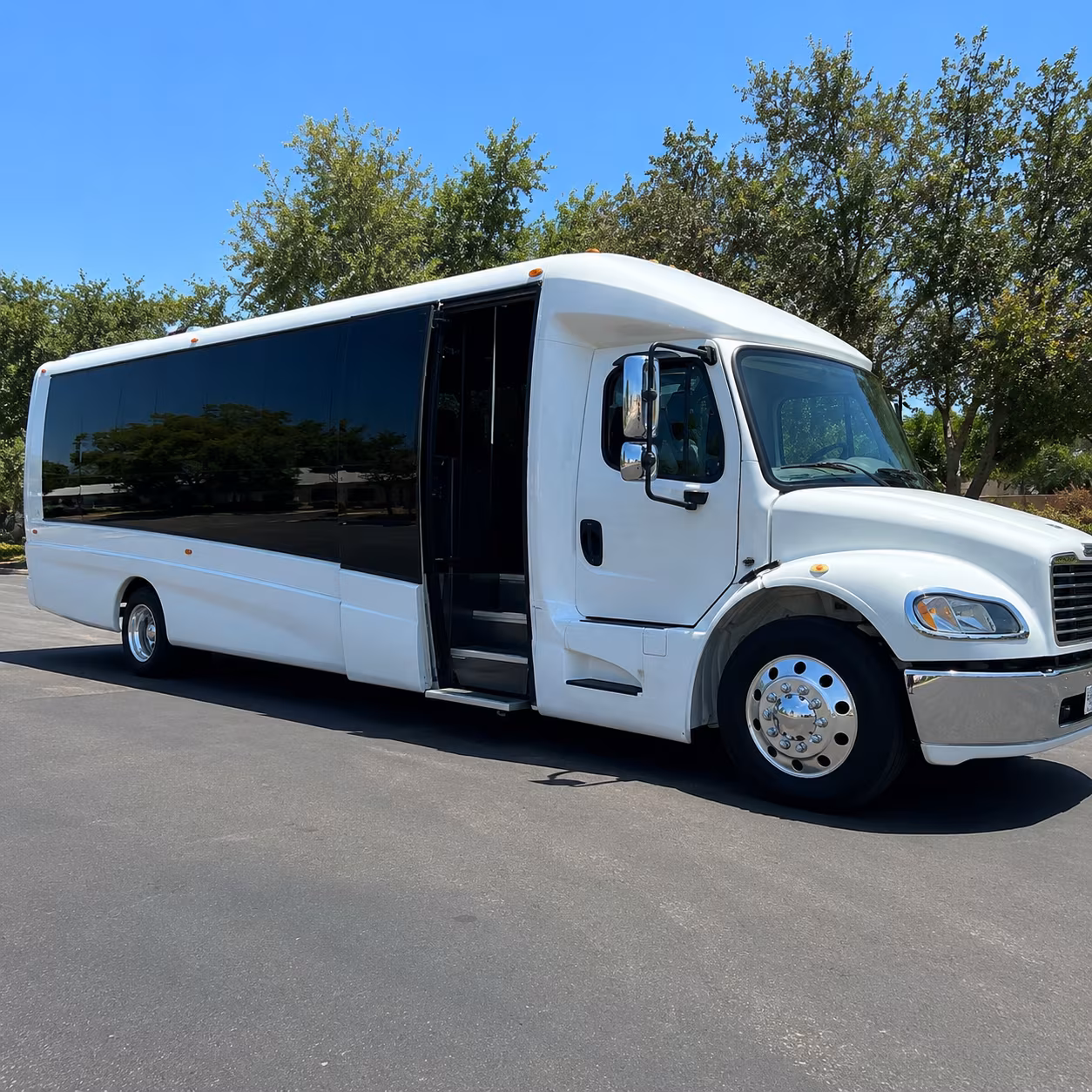 redwood city charter buses for school field trips across redwood city